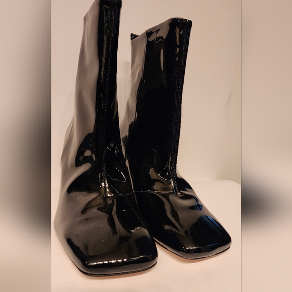 Good American Square Toe Bootie in Black Patent leather Sizes 5.5 And 7 - Picture 5 of 13